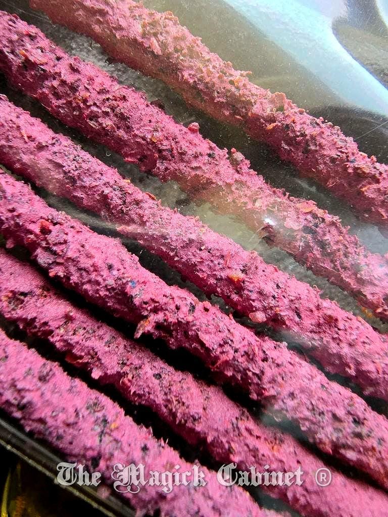 Artisan Dragons Blood Resin Incense Sticks (6 stick pack) Potent Energy for High Magic and clearing negative energy