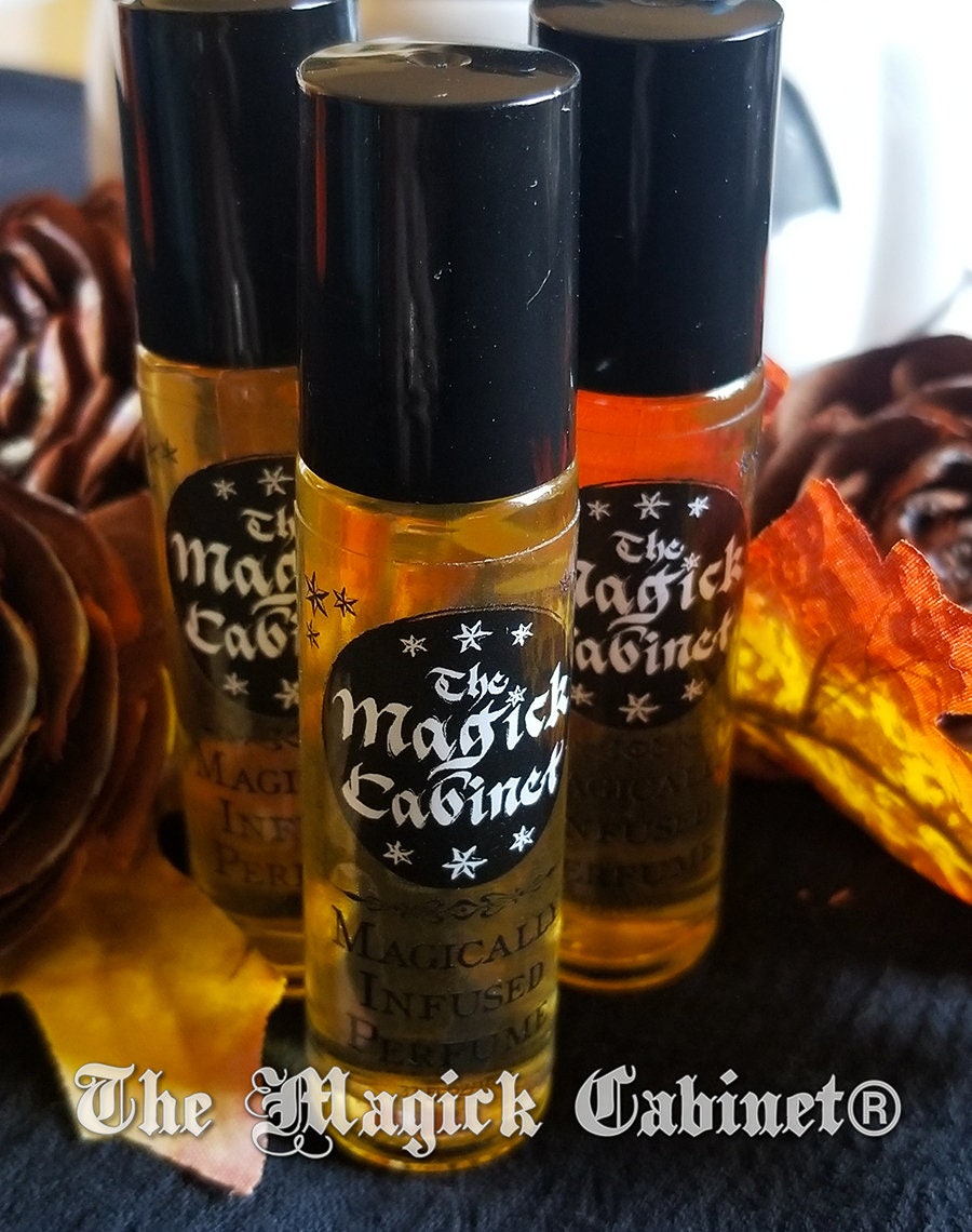 Hallows Perfume: Red Berry, Almond and Spice Unisex Fragrance