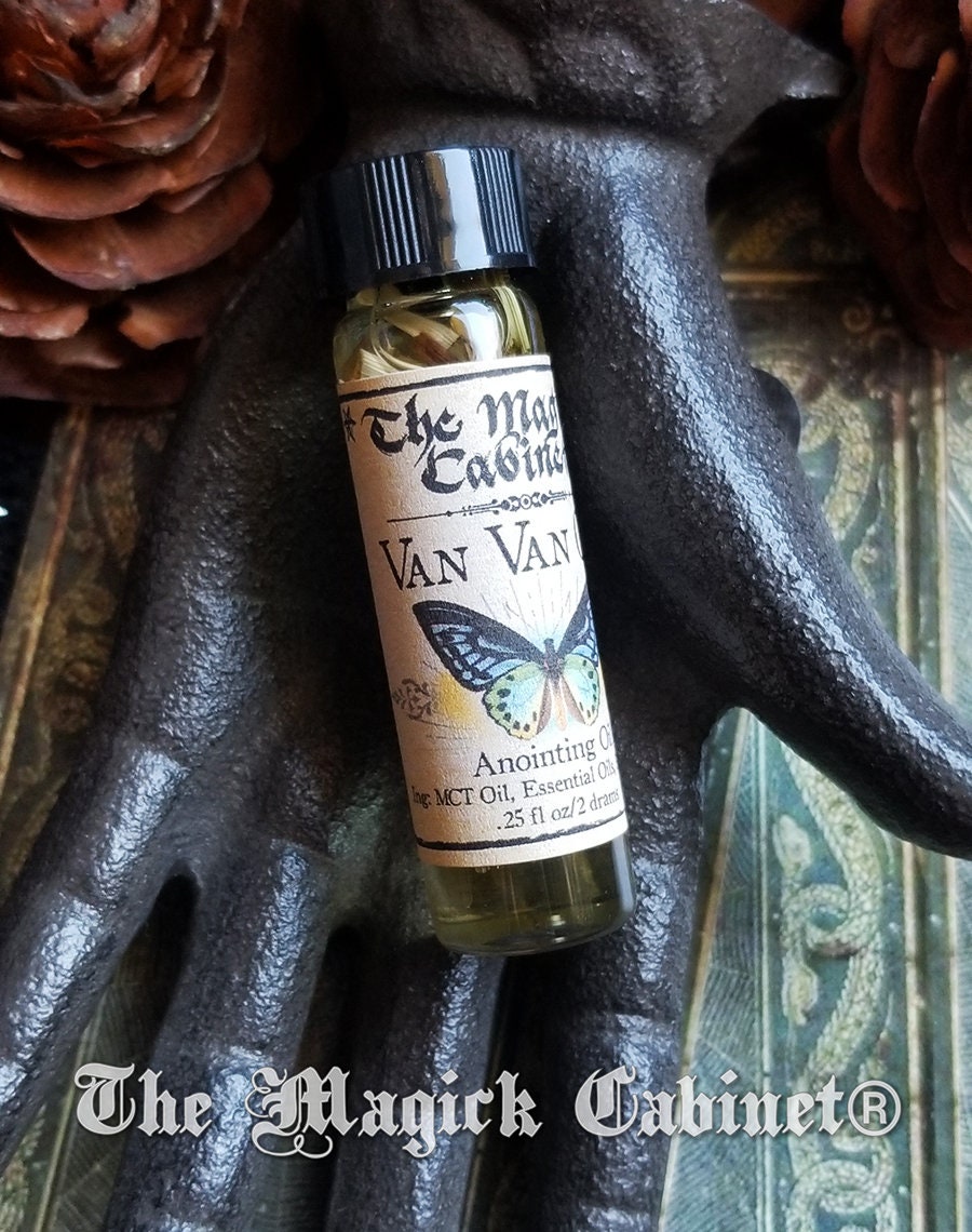 Van Van Essential Oil: Prosperity, Good Luck, Anti-Hex (.25 fl oz)