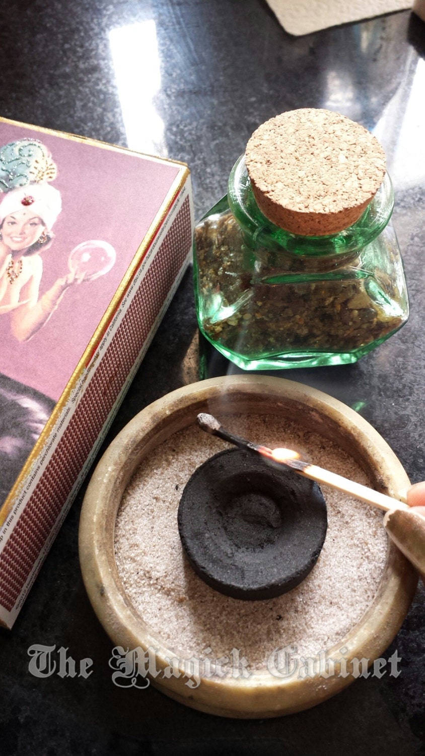 Manifest Incense Blend: Handmade Resin for Witchcraft Rituals