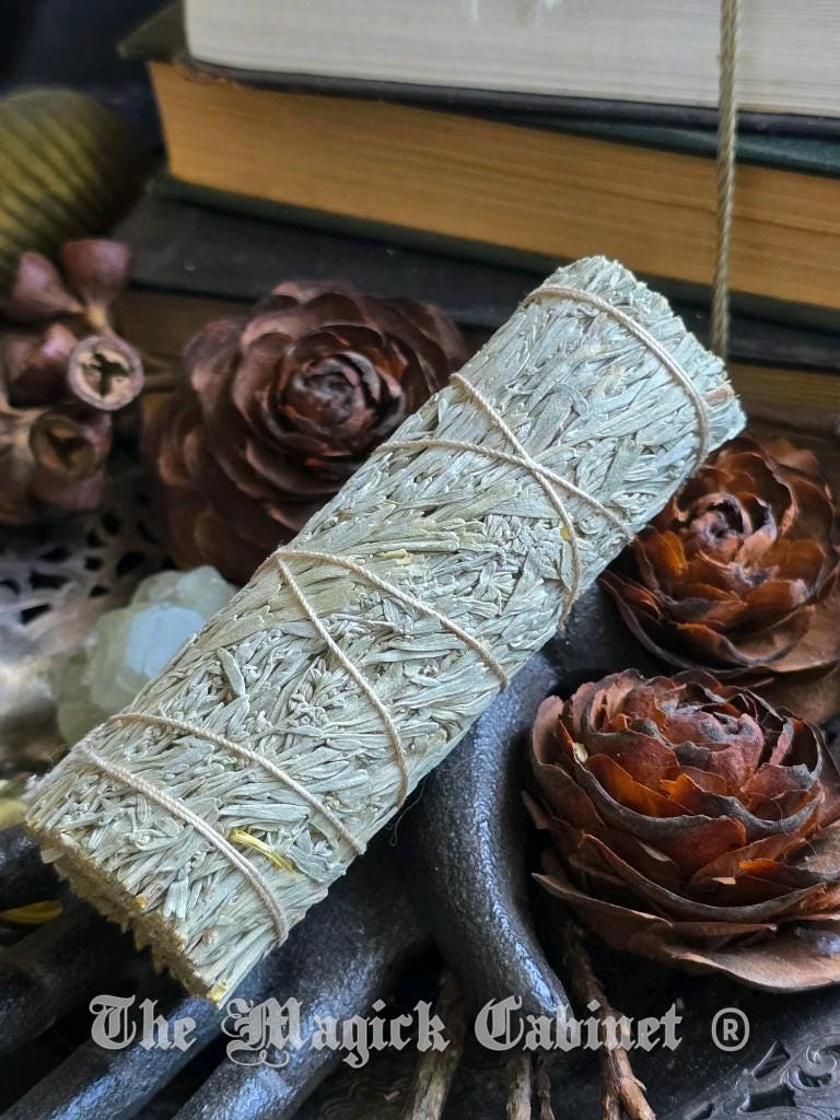 Frankincense & Mountain Sage Smudge Stick: Natural Incense for Spiritual Rituals