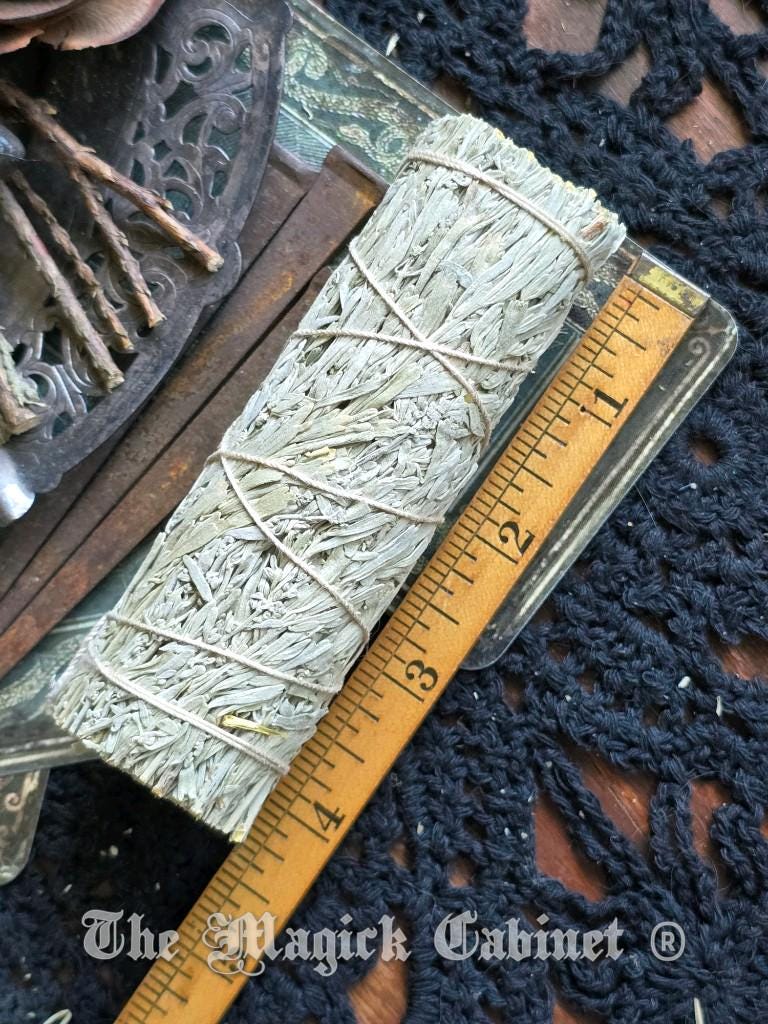 Frankincense & Mountain Sage Smudge Stick: Natural Incense for Spiritual Rituals