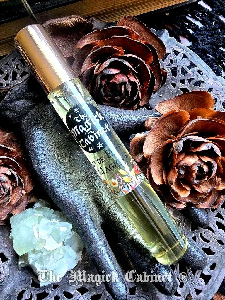 Grimoire Eau de Perfum: White Sage, Oudwood, Patchouli, Vetiver, Cedarwood and Old Leather