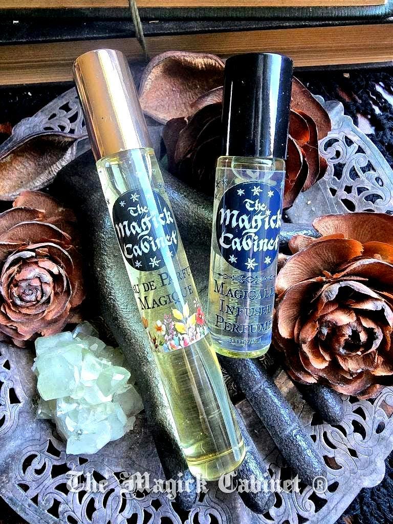 Hallows Perfume: Red Berry, Almond and Spice Unisex Fragrance