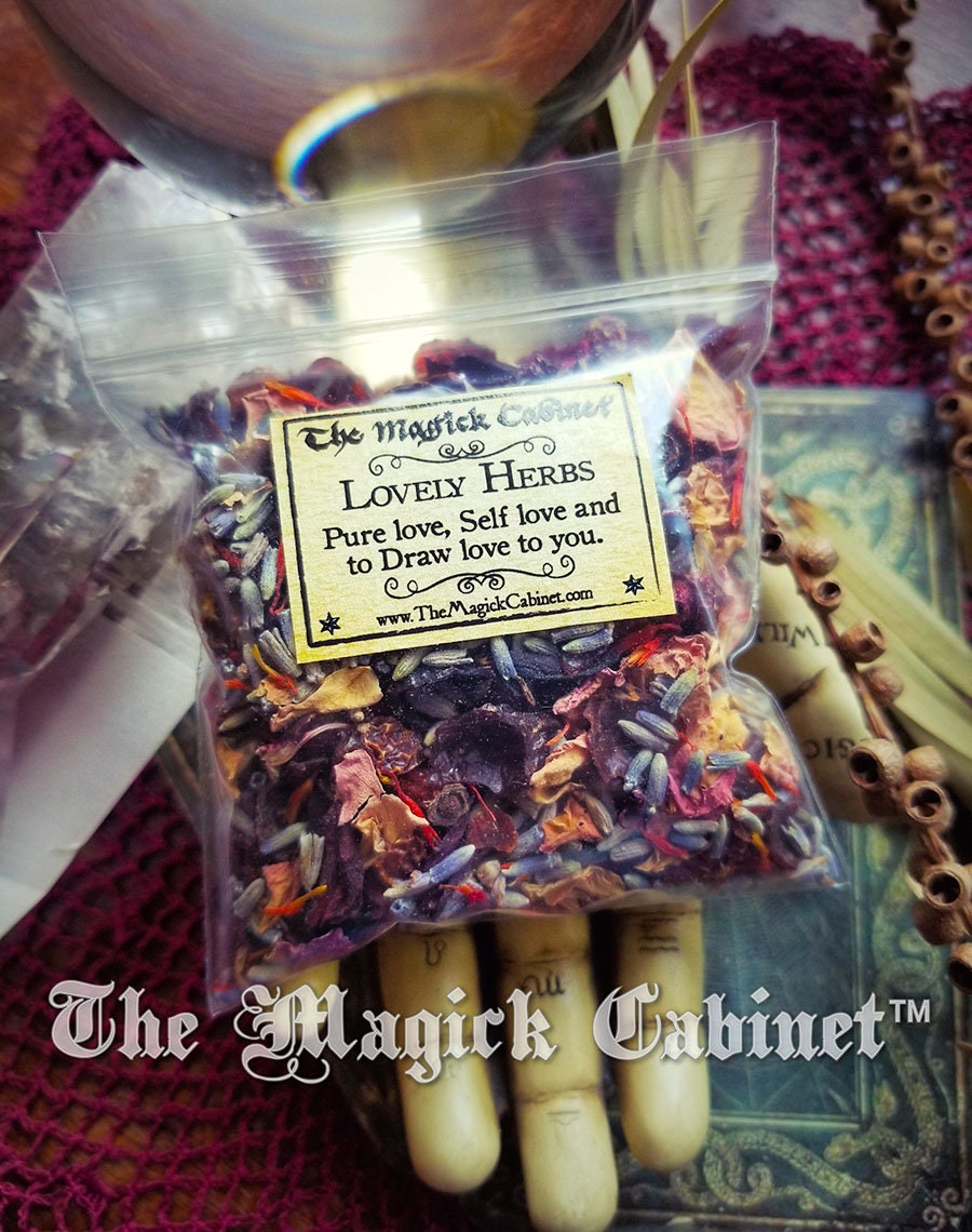 Love Spell Herb Mix: Rose, Hibiscus, Lavender - Witchcraft Supplies