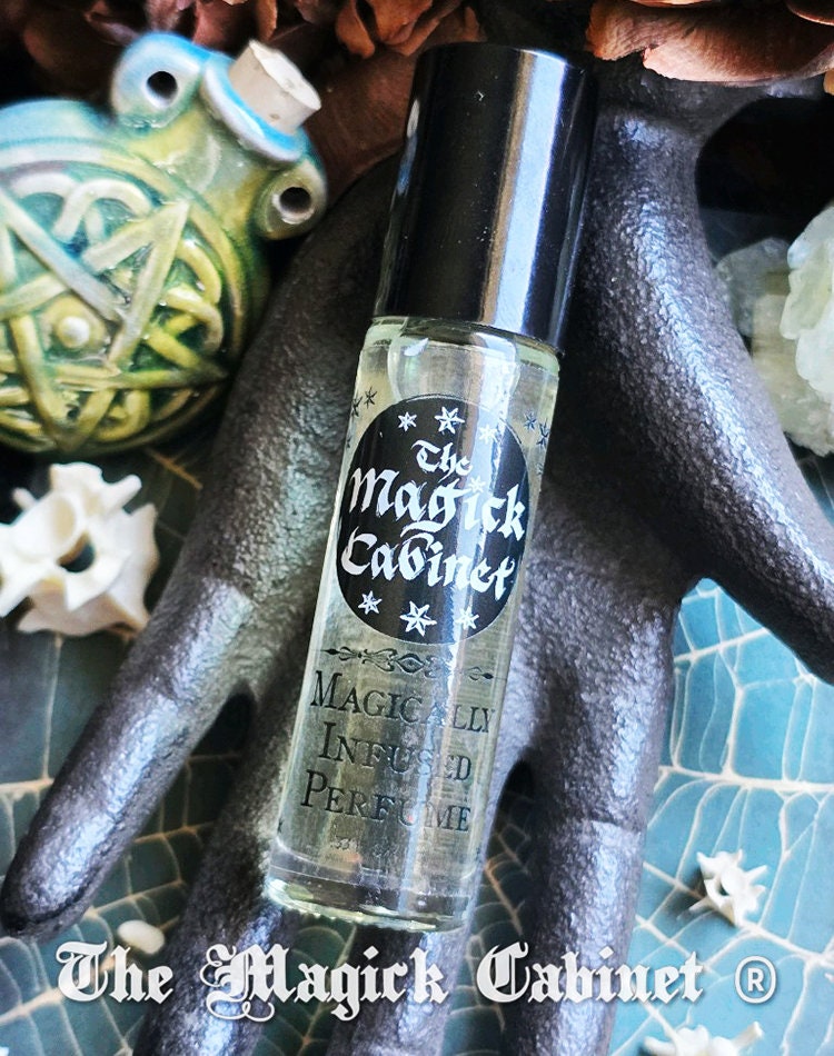 Witching Hour Perfume: Cinnamon, Bergamot, Jasmine, Rose - .33 fl oz