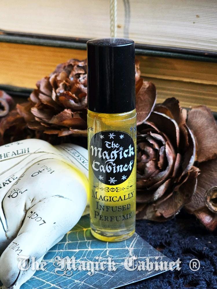 Harvest Moon Perfume: Sandalwood, Vanilla & Pumpkin Spice (10ml) Roll On or Spray