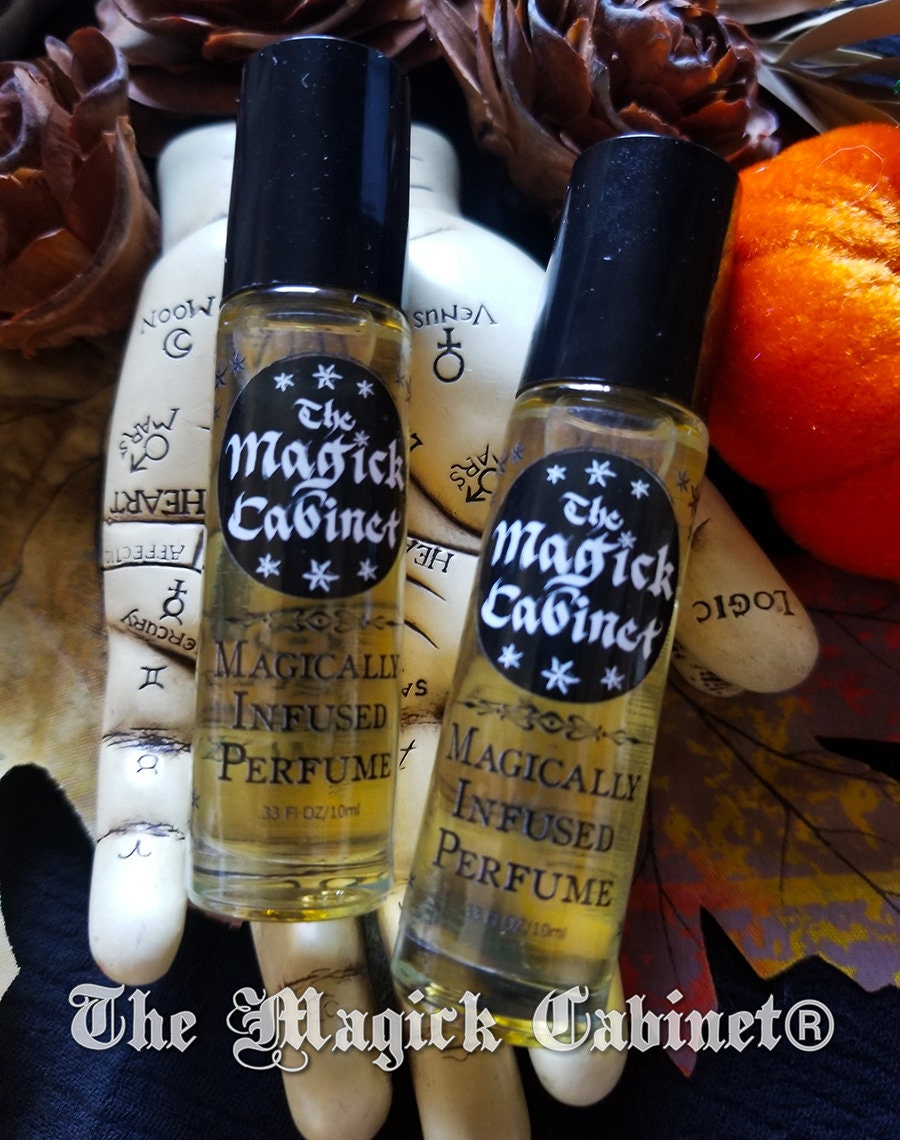 Hallows Perfume: Red Berry, Almond and Spice Unisex Fragrance