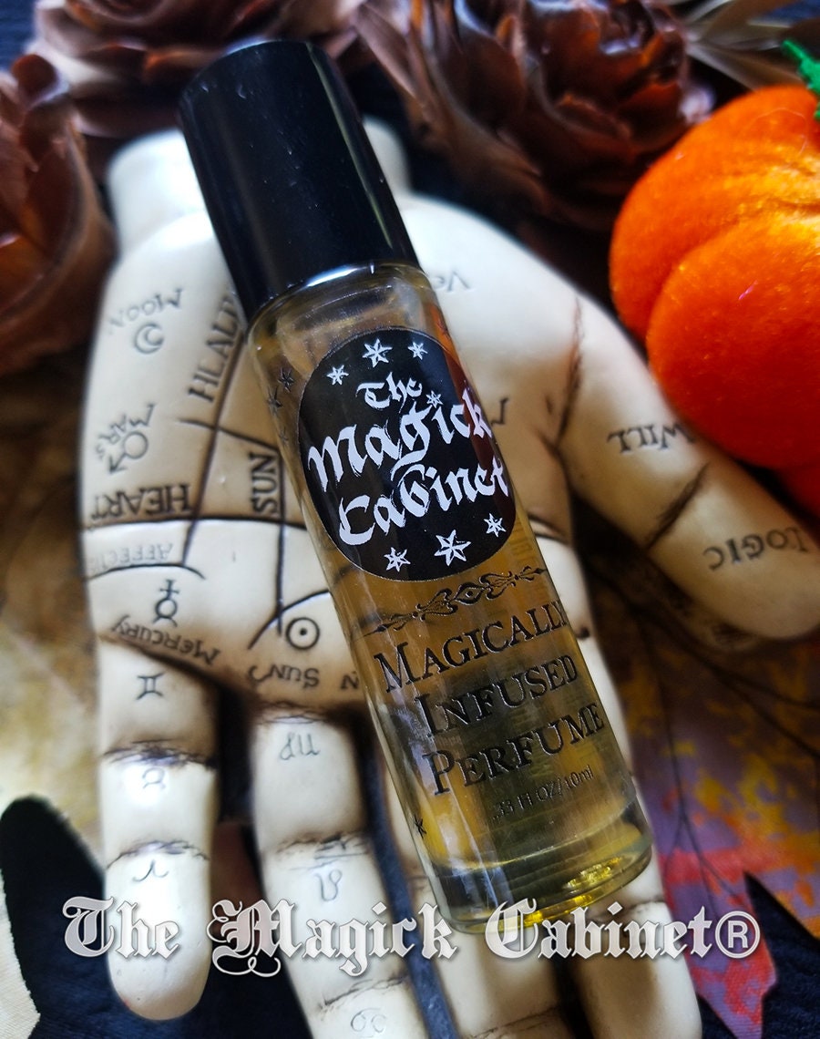Hallows Perfume: Red Berry, Almond and Spice Unisex Fragrance